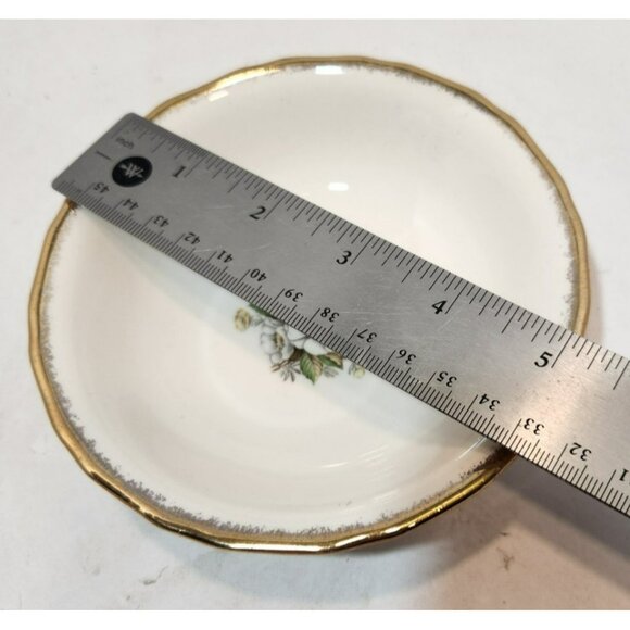 Vtg Royal Tudor Porcelain Linda Floral Pattern 5" Fruit/Dessert Bowls Set Of 4 - Picture 7 of 7